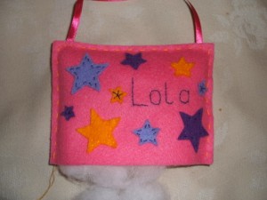 join front to back, include ribbon and stuffing
